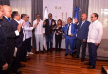 Camacho juramenta Comisión Nacional de Lidias y Gallos