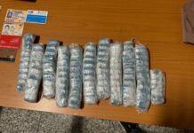 ATRAPAN EN EL AILA DOMINICO-ESPAÑOL CON FAJA LLENA DE BOLSITAS DE COCAÍNA