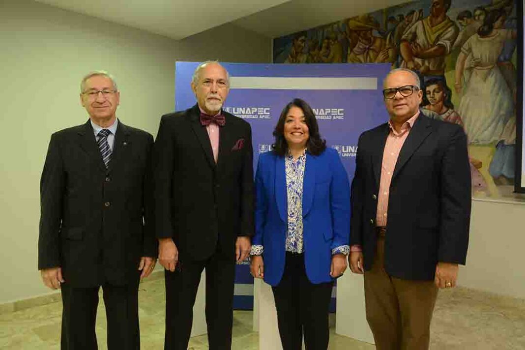 Unapec pone en circulación obra sobre modelo de gestión comunicacional para universidades