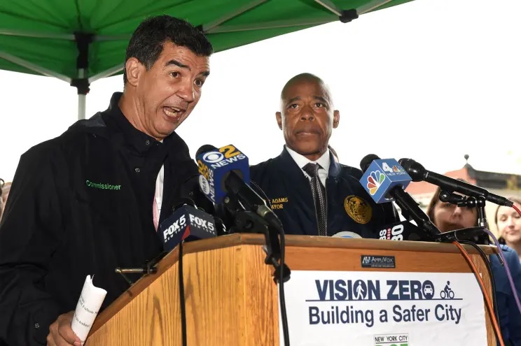 Afirman con Visión Zero calles NYC se han vuelto más segura