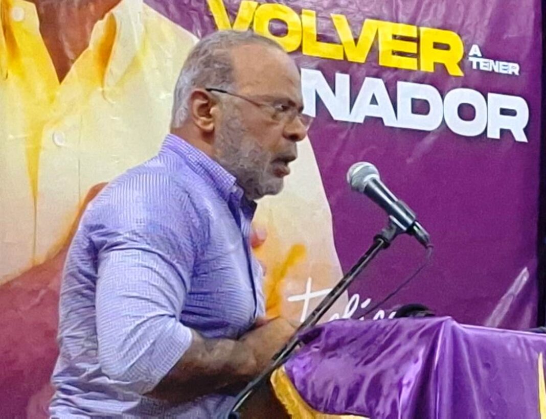 Félix Nova denuncia
