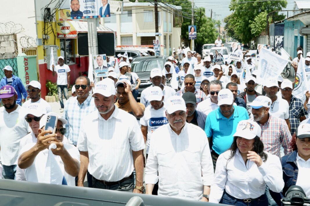 Miguel Vargas llama azuanos a votar por candidatos PRD Alianza Opositora
