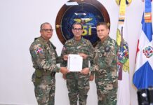 Cambian Mando del Comando Conjunto Unificado de las FFAA, asume comandante general de la Armada