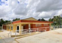 El Presidente Luis Abinader inauguró escuelas y apartamentos en la provincia Santo Domingo