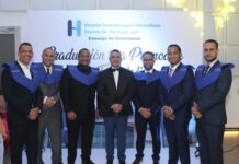 Ney Arias Lora realiza primera graduación de médicos subespecialistas en Artroscopia y Medicina Deportiva, Cirugía de Columna y Reconstrucción Ósea