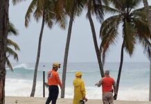 Defensa Civil en sesión permanente; realiza labores preventivas y de respuesta ante huracán Beryl