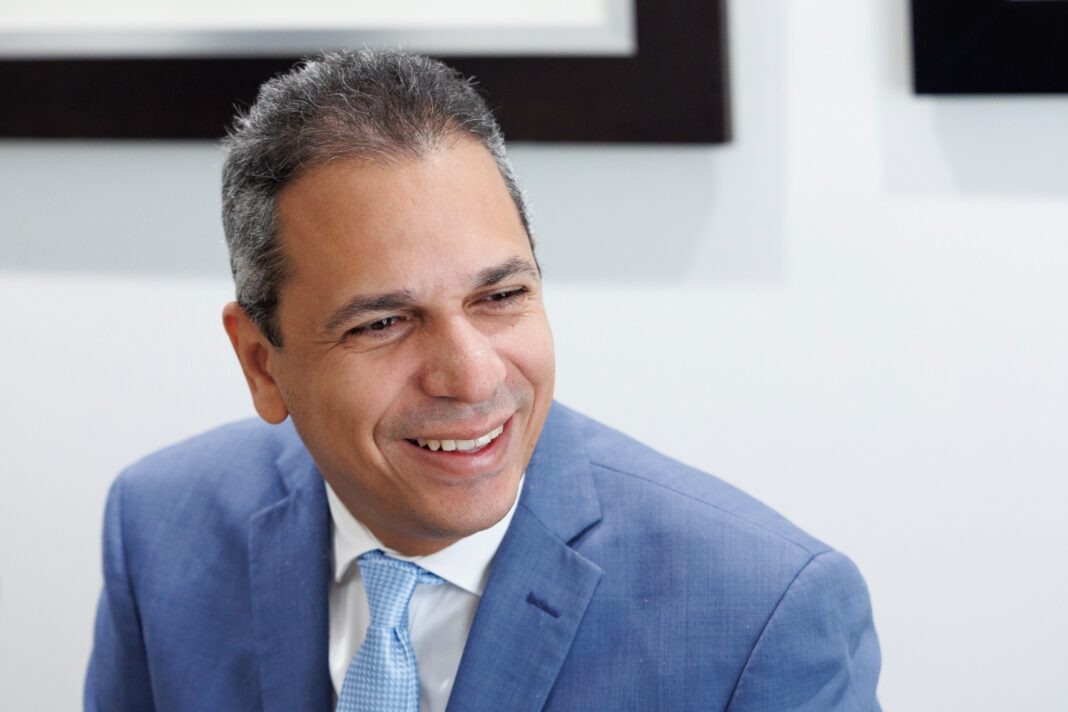 Eexrector Omar Méndez Lluberes Instituto Tecnológico de Las Américas (ITLA)