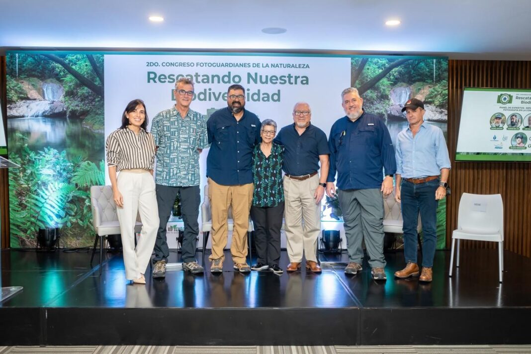 Gibel Orsini, Ricardo Briones, Marvin del Cid, Mayra Johnson, Leo Salazar, Pedro Genaro y Eladio Fernández