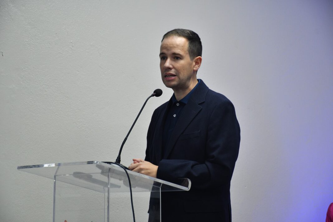 AGN Presenta Conferencia sobre las Primeras Revuelta Anticolombinas Isla Española