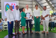 Director IAD participa en primera entrega títulos definitivos del nuevo cuatrienio presidente Abinader