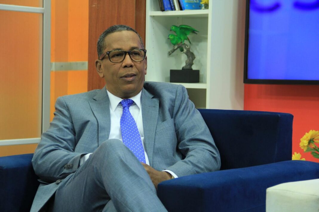 Dr. Edgar Augusto Féliz Méndez, Director General Comedores Económicos del Estado