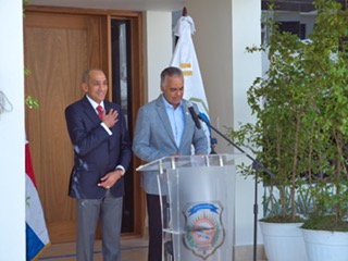 Presidente Luis Abinader dispone aumento salarial de hasta un 160% agentes de la DNCD