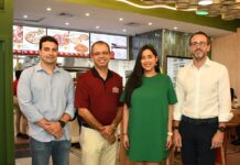 Papa Johns realiza acto de inauguración de Restaurante en San Francisco de Macorís