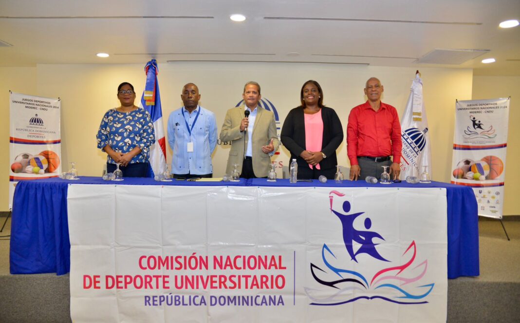 El viceministro de Deportes Juan Vila ofrece los detalles del Campeonato Nacional de Judo
