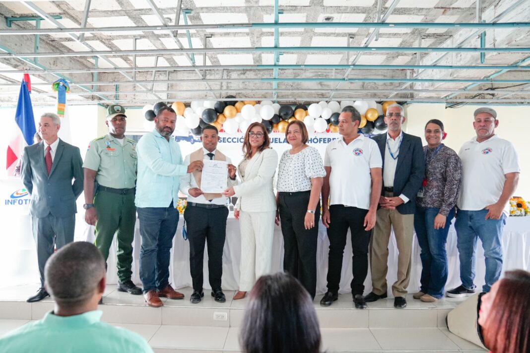 INFOTEP certifica mil 102 conductores en seguridad vial 2