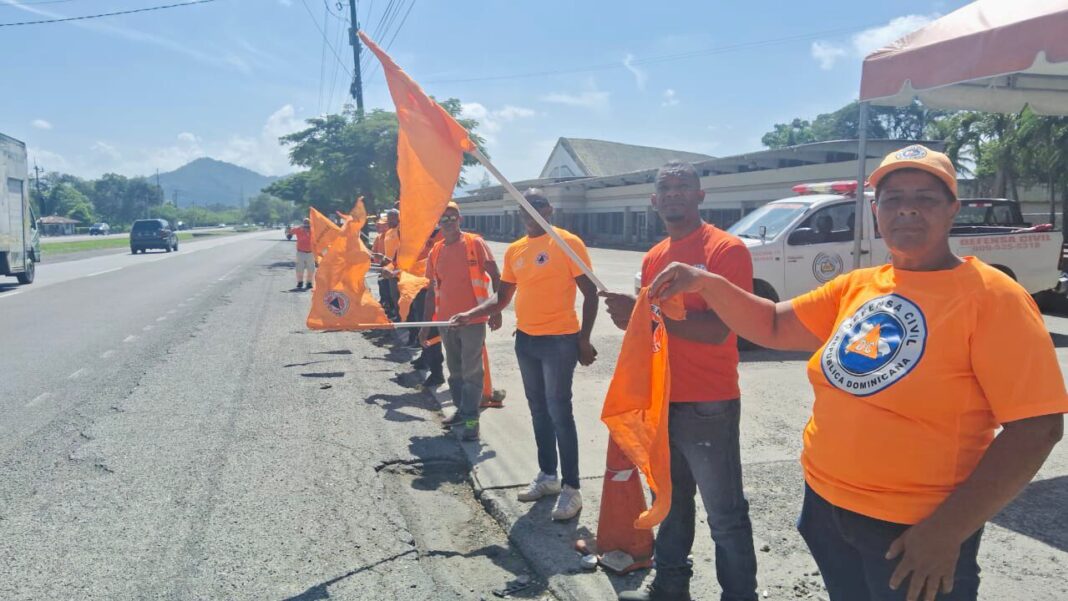 NP Defensa Civil brindó seguridad en carreteras a Consejo Gobierno que se desplazó a Puerto Plata