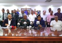 Presidente de la CNTU dona patinetas para la seguridad vial en encuentro con la DIGESETT