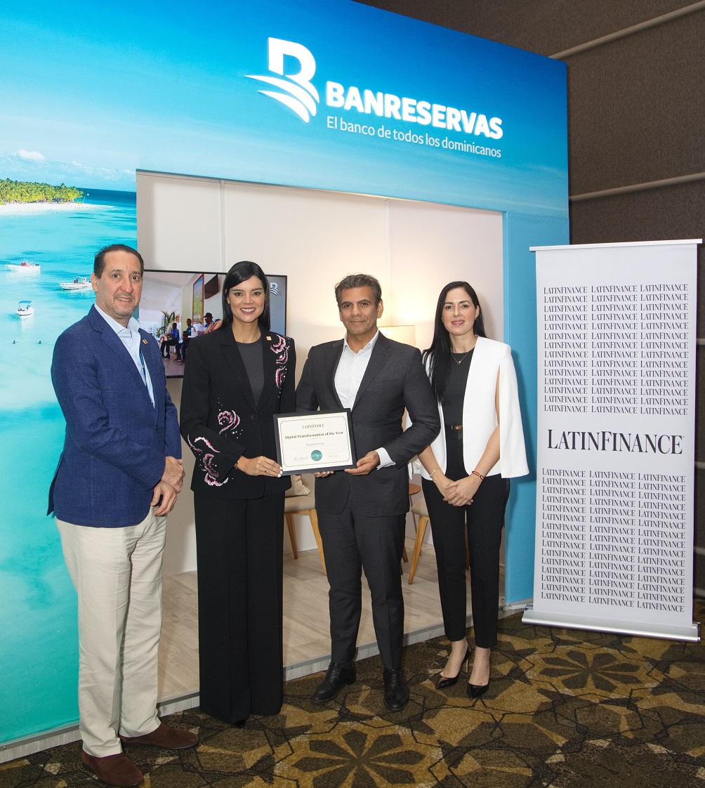 Banreservas recibe reconocimiento como Mejor Banco Transformación Digital América Latina y el Caribe