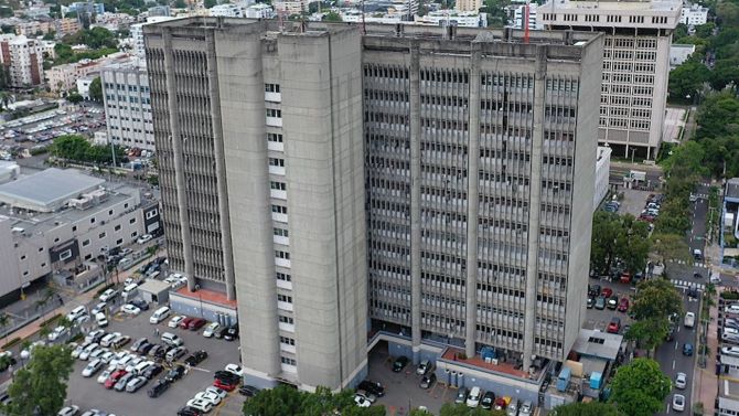 FACHADA-Ministerio-de-Interior-y-policia