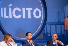 ARAPF reafirma su compromiso en la lucha contra el comercio ilícito de medicamentos durante el evento de la DGA