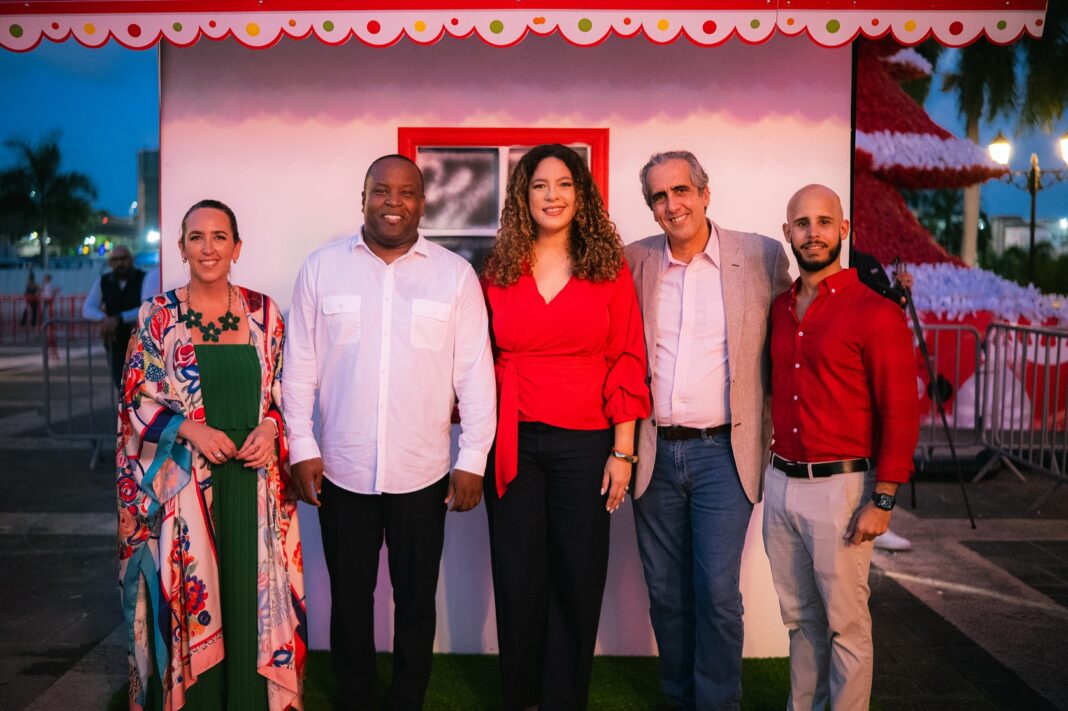 Paz Cereijo, Muhammad T. Abdullah, Ana V. García de Camps, Alejandro Herrera , Cesar Martínez