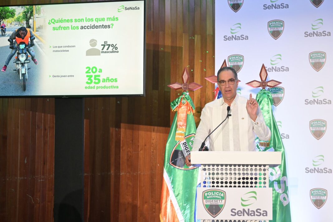Doctor Santiago Hazim durante su presentación