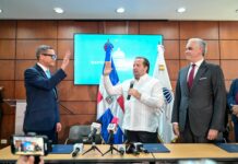 Ministro de la Presidencia juramenta a Eddy Olivares como Ministro de Trabajo