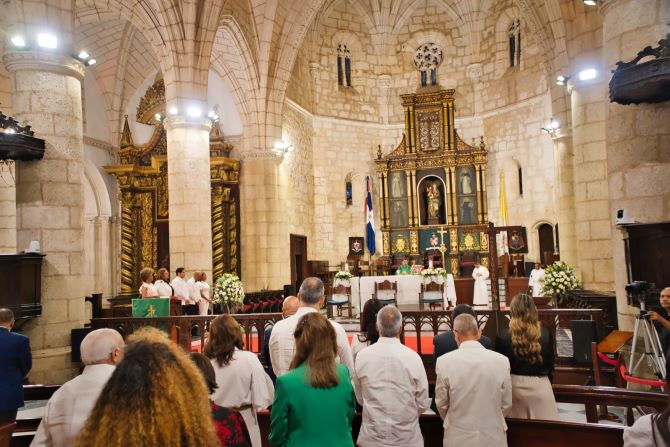 Acroarte celebra actos conmemorativos por el 41 aniversario de su fundación