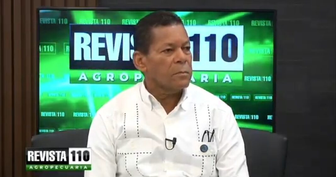 Encargado Desarrollo Social IAD destaca en televisión aportes del organismo la producción nacional