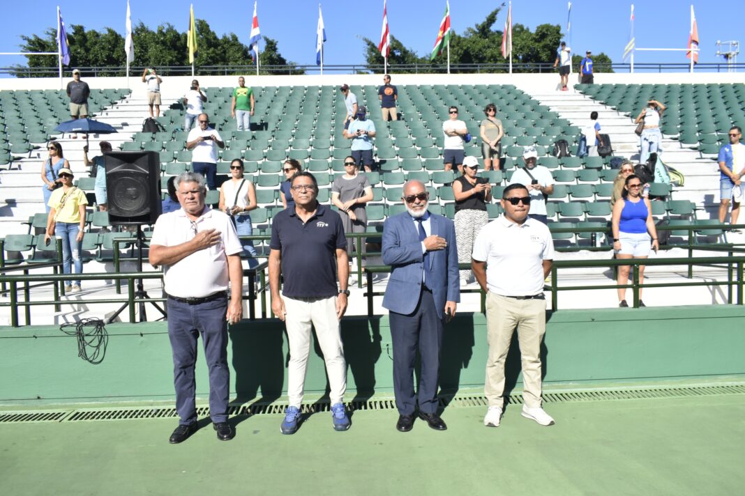 Sergio Tobal, John Goede, Persio Maldonado y Diego Navidad en la inauguración del evento