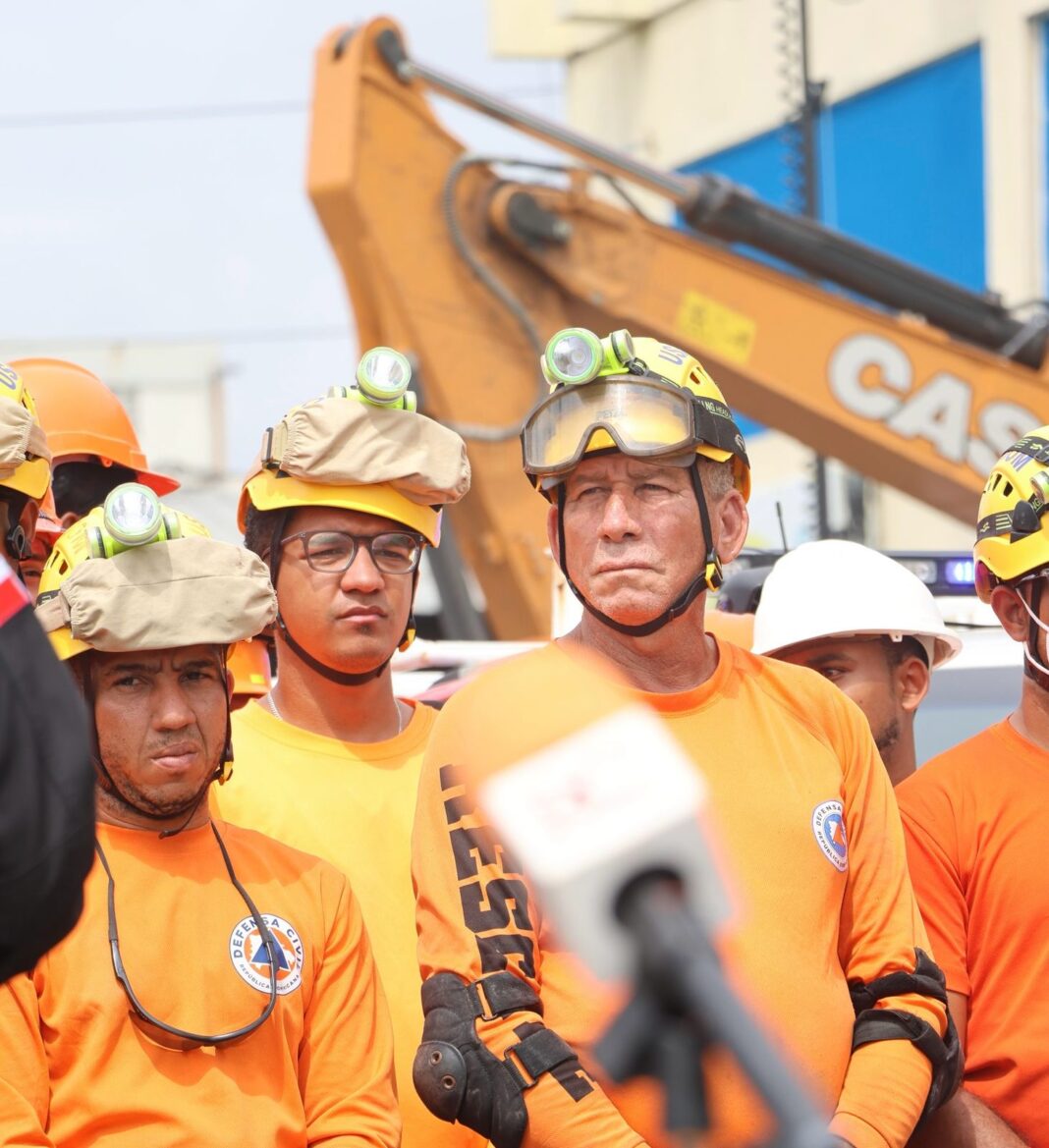 Acciones heroicas de técnicos y voluntarios Defensa Civil fueron clave en rescate de personas Jet Set