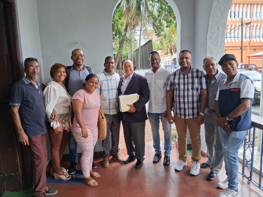 Artesanos escogen su nueva directiva