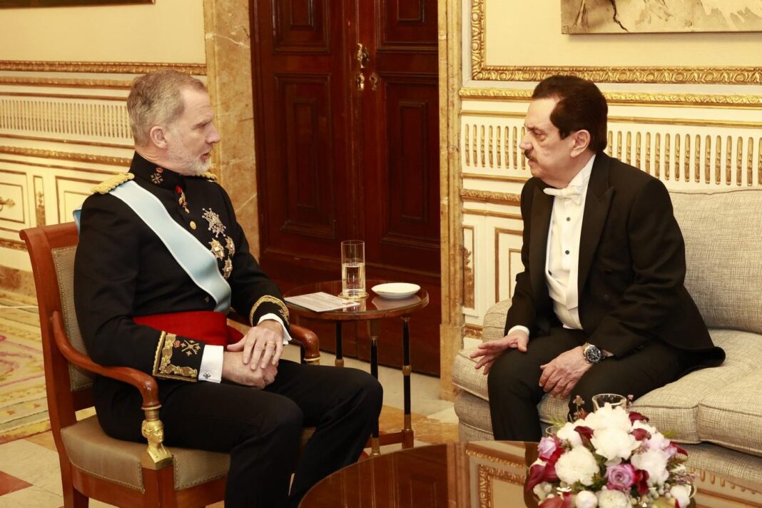Embajador dominicano en España presenta sus cartas credenciales al rey Felipe VI (3)