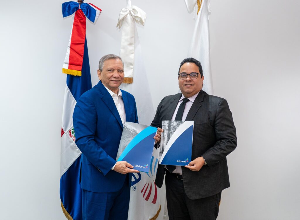 La imagen actual no tiene texto alternativo. El nombre del archivo es: INCABIDE-y-REFIDOMSA-formalizan-acuerdo-para-la-administracion-de-estaciones-de-combustibles-incautadas-en-Operacion-Falcon-scaled.jpg