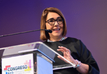 Más de 2,000 docentes se forman en novena edición del Congreso 512