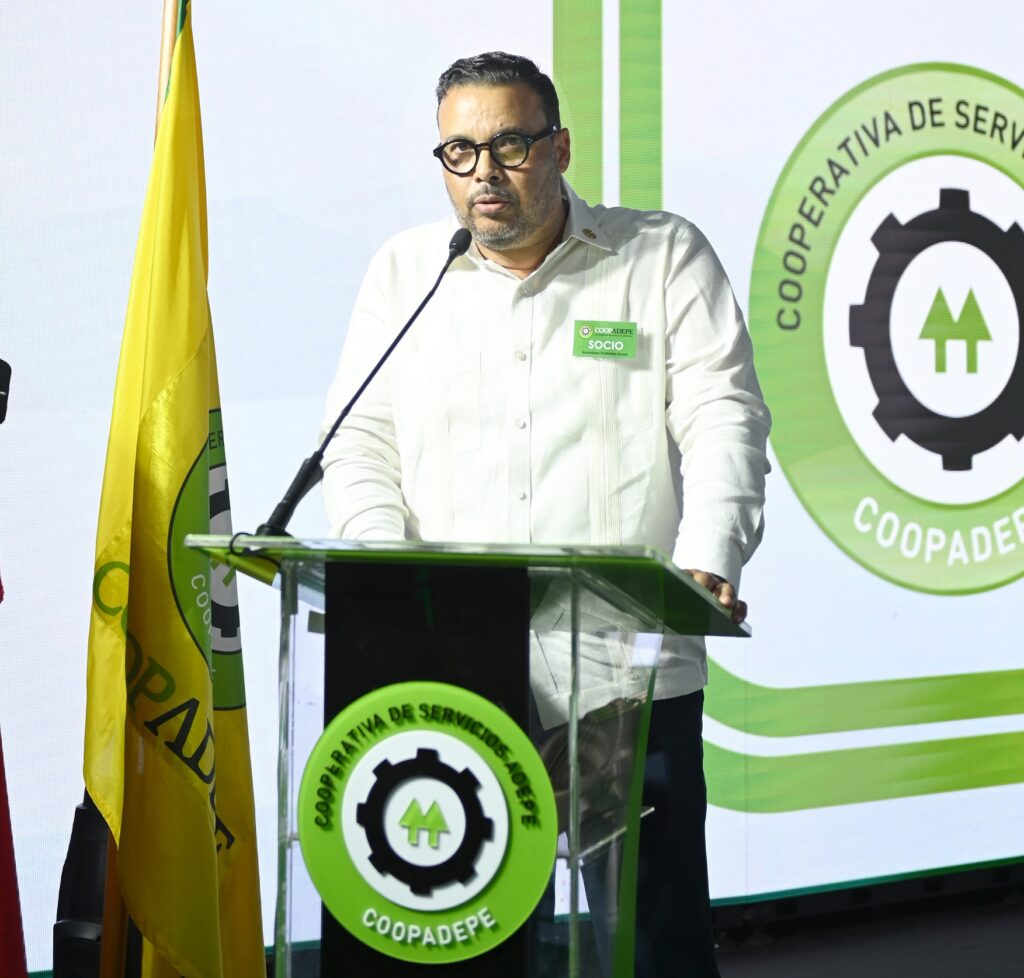 La imagen actual no tiene texto alternativo. El nombre del archivo es: Juan-Carlos-Ledesma.jpg