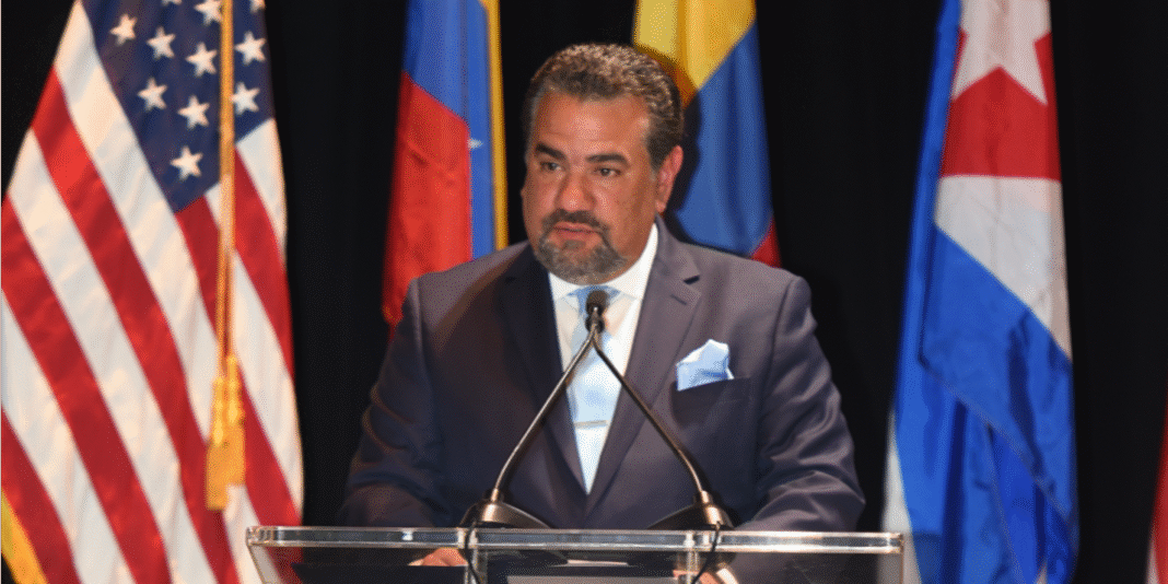 Rodolfo R Pou Conferencia