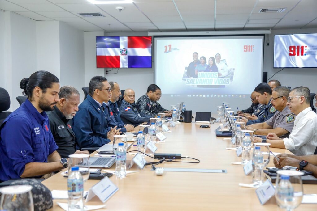 La imagen actual no tiene texto alternativo. El nombre del archivo es: Sistema-911-y-Policia-Nacional-sostienen-reunion-tecnica-en-el-marco-de-la-reforma-policial.jpeg