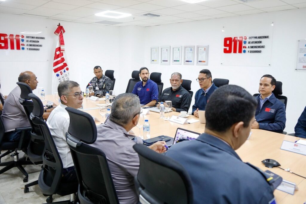 La imagen actual no tiene texto alternativo. El nombre del archivo es: Sistema-911-y-Policia-Nacional-sostienen-reunion-tecnica-en-marco-de-la-reforma-policial.jpeg