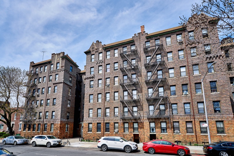 Recorte al presupuesto al HUD afectaría Sección 8 en USA_ miles dominicanos saldrían afectados