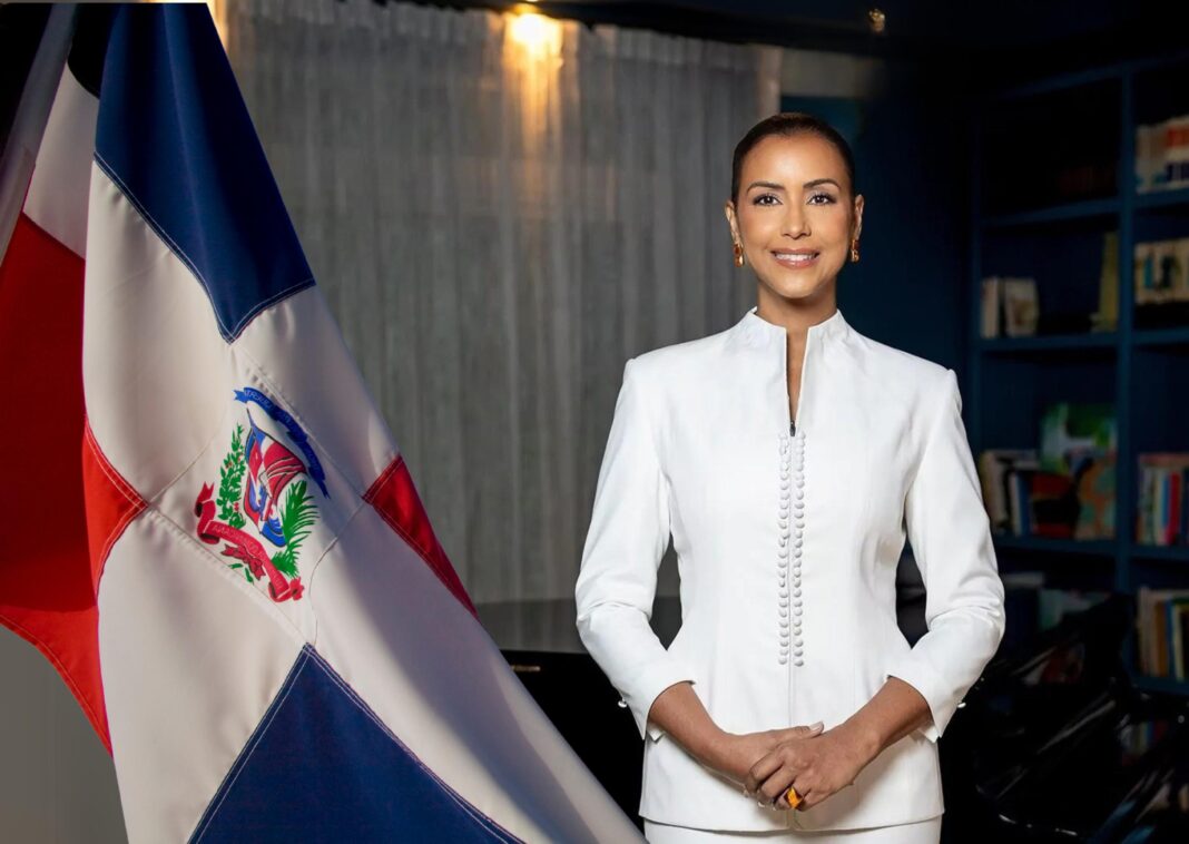 Selinée Méndez propone proyecto de resolución que insta a incluir la enseñanza obligatoria de la Constitución en todos los centros educativos