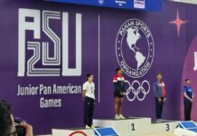 Nadadores dominicanos en el Campamento de Panam Sports