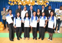 Jóvenes de Yamasá reciben la certificación del CTC un paso firme hacia el futuro