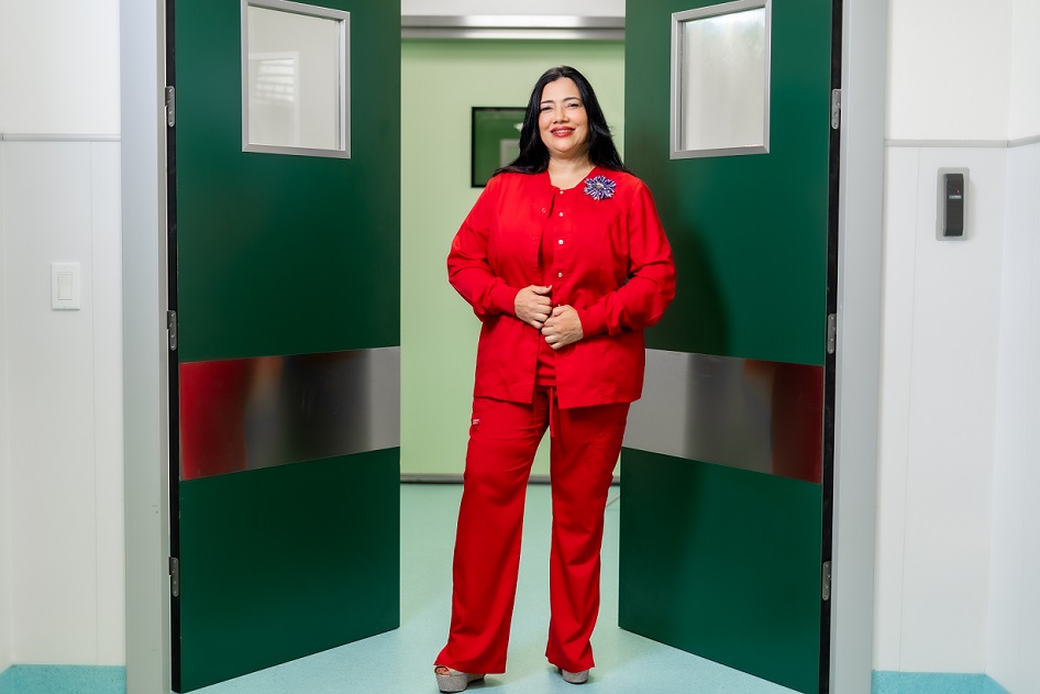 Belkis Martínez, ginecóloga obstetra, laparoscopista y especialista en estética vaginal de Hospiten Santo Domingo