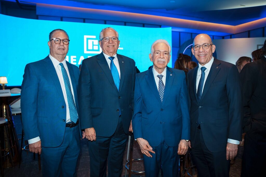 La imagen actual no tiene texto alternativo. El nombre del archivo es: Eduardo-Marrero-Victor-Virgilio-Mendez-Luis-Molina-Achecar-y-Fausto-Pimentel-.jpg