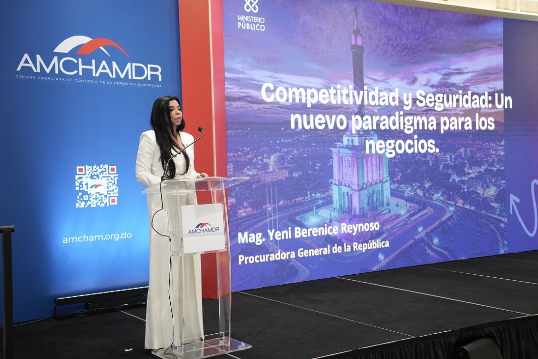 Procuradora dice empresariado y Estado deben trabajar en conjunto para prevenir el criptolavado y la cibercriminalidad