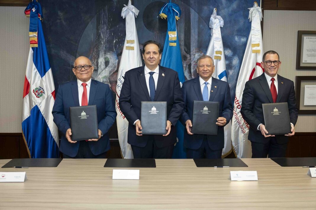Banreservas y ARS Reserva renuevan acuerdo con Ministerio de Salud y Hemocentro Nacional para motivar la donación de sangre