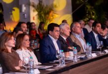 En el Foro de Inversión Turística 2025 ASONAHORES reconoce a David Collado por los logros del sector turismo en su gestión