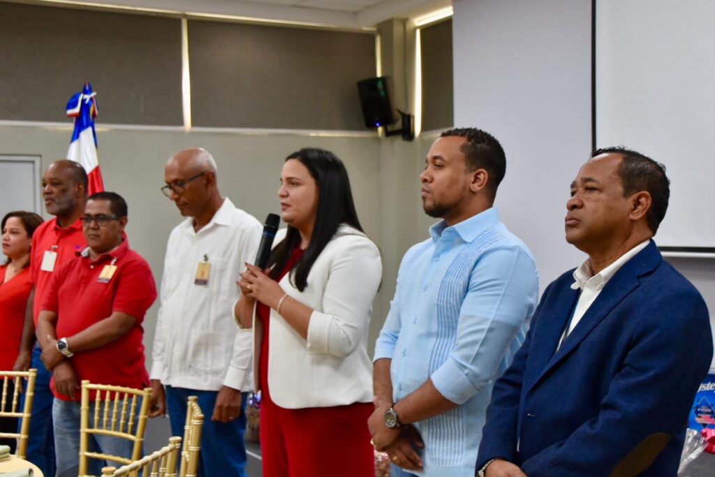 La imagen actual no tiene texto alternativo. El nombre del archivo es: Agricultura-resalta-avances-en-inocuidad-y-sanidad-vegetal-confirma-ausencia-de-plagas-cuarentenarias-en-2025.jpeg