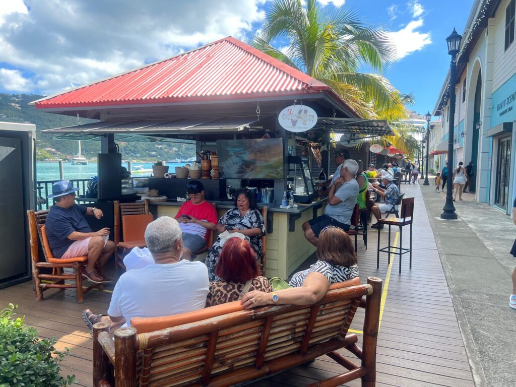 La imagen actual no tiene texto alternativo. El nombre del archivo es: Empresarios-Jesus-Shulterbrandt-Garcia-y-Glorybel-Rosis-se-destacan-en-la-Isla-Tortola.jpeg